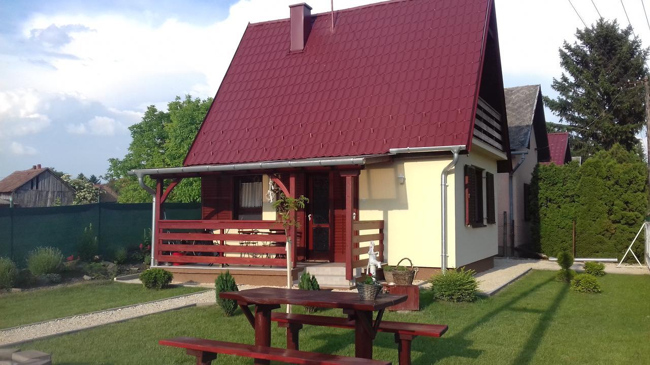 Villa Levendula Ház Lipót Exterior foto